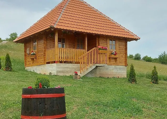 Etno Domacinstvo Uvacki Konaci 펜션 *